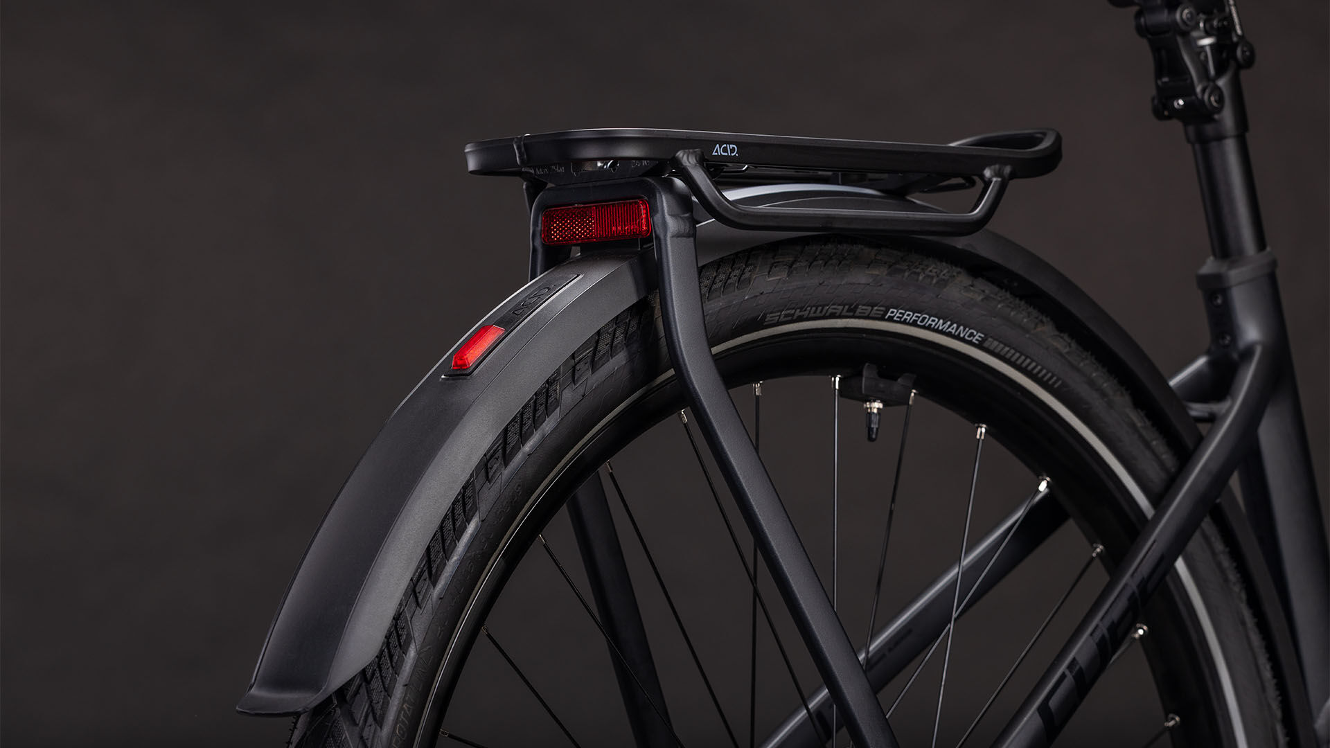 Cube Kathmandu Hybrid Pro 800 coal´n´black UN3556 Fahrzeug mit Antrieb durch Lithium-Ionen- Batterien. Transport nach SV 388 und 666 ADR.