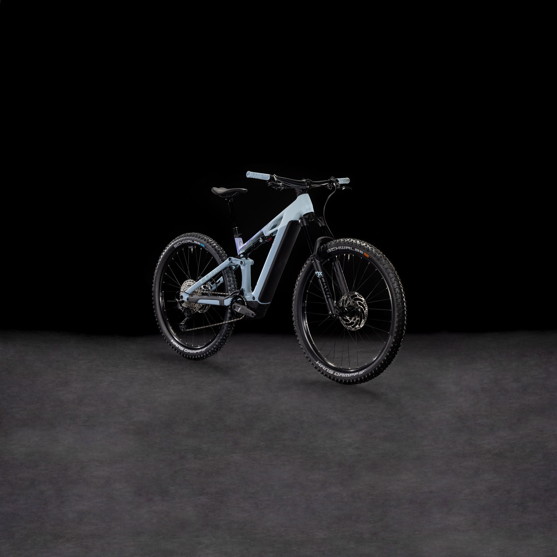 Cube Stereo Hybrid ONE44 HPC Race 800 pigeonblue´n´art Batteriebetriebenes Fahrzeug (UN 3171) unterliegt nicht den Vorschriften des ADR