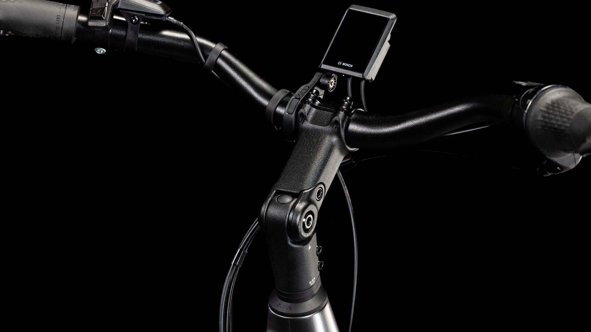 Cube Supreme Hybrid Deluxe ONE 625 slateblack´n´black Batteriebetriebenes Fahrzeug (UN 3171) unterliegt nicht den Vorschriften des ADR