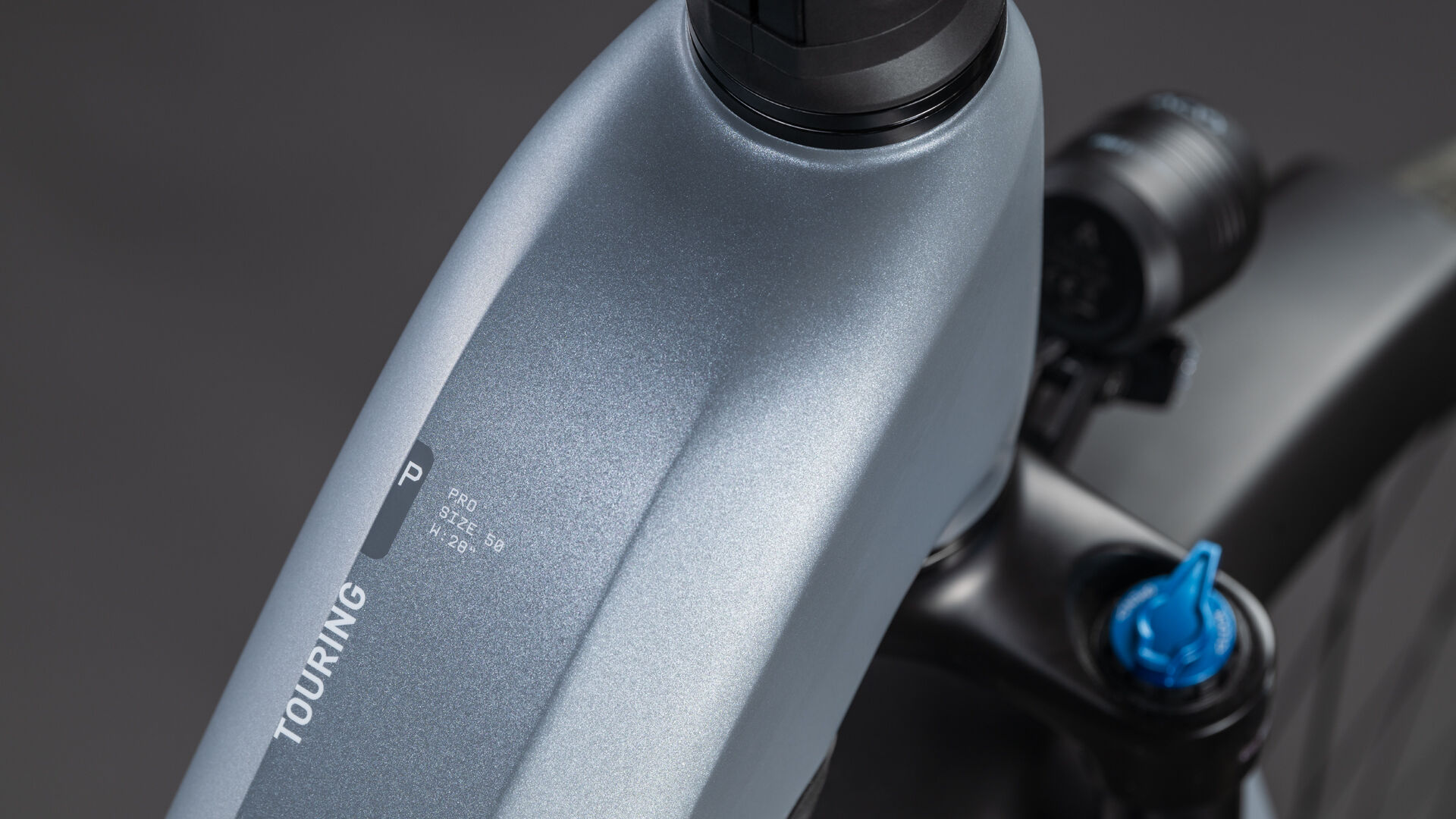 Cube Touring Hybrid Pro 800 pearlgrey´n´grey UN3556 Fahrzeug mit Antrieb durch Lithium-Ionen- Batterien. Transport nach SV 388 und 666 ADR.