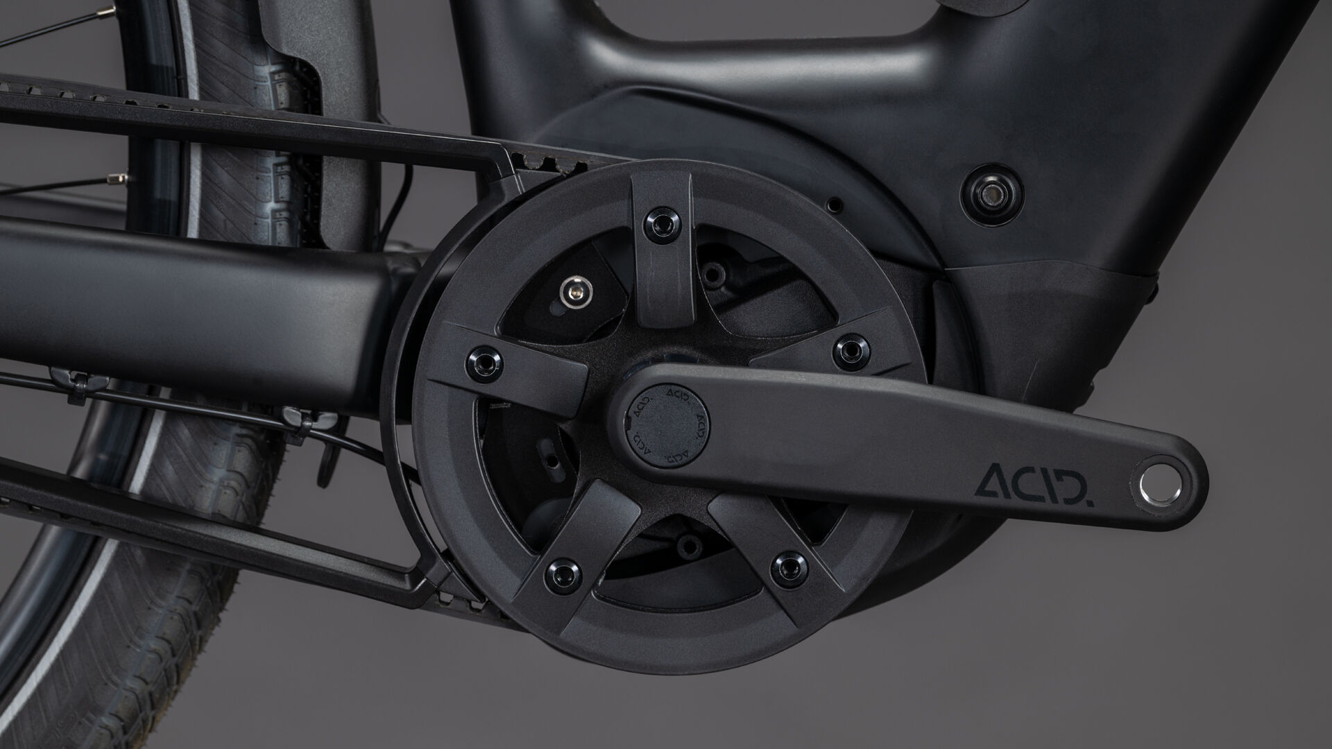 Cube Supreme RT Hybrid Deluxe EX 600 black´n´chrome UN3556 Fahrzeug mit Antrieb durch Lithium-Ionen- Batterien. Transport nach SV 388 und 666 ADR.