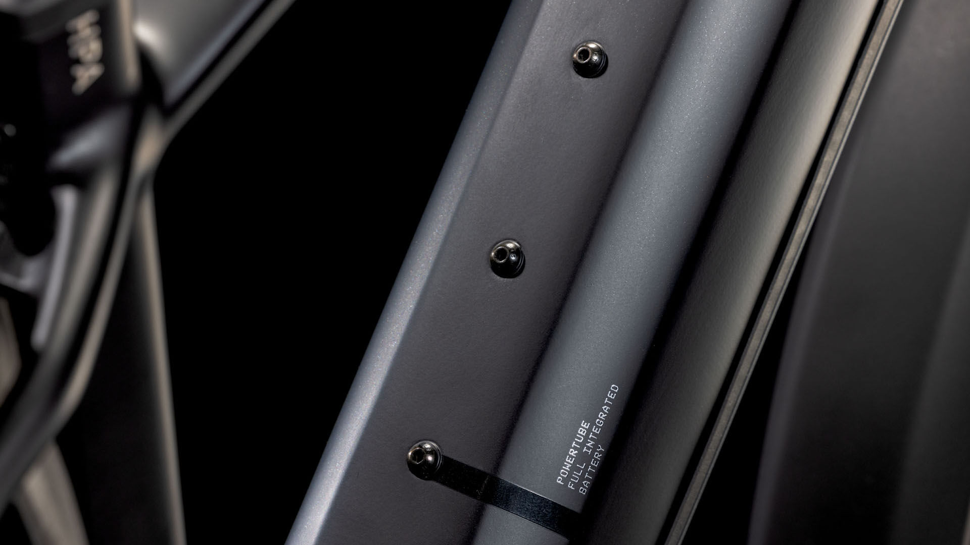 Cube Reaction Hybrid Race 800 Allroad black´n´metal Batteriebetriebenes Fahrzeug (UN 3171) unterliegt nicht den Vorschriften des ADR