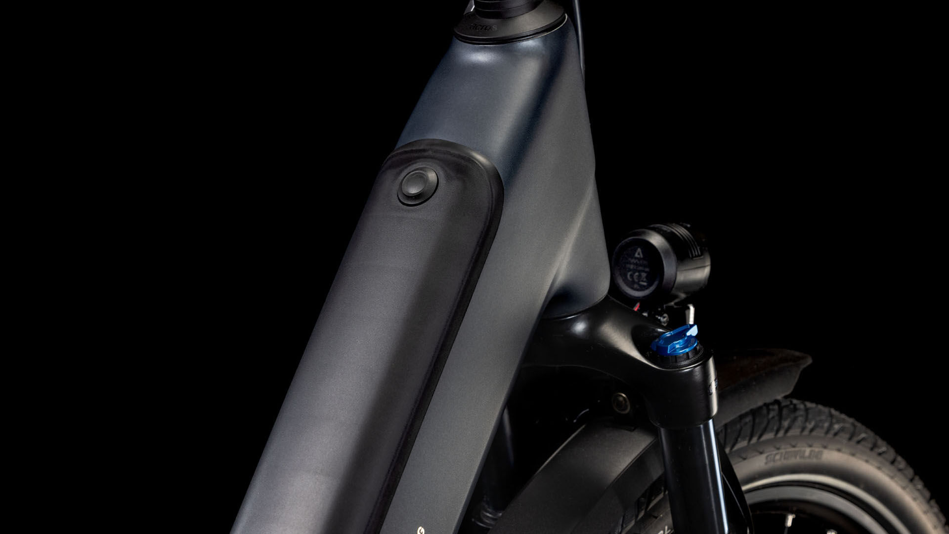 Cube Touring Hybrid Pro 625 metallicgrey´n´chrome Batteriebetriebenes Fahrzeug (UN 3171) unterliegt nicht den Vorschriften des ADR