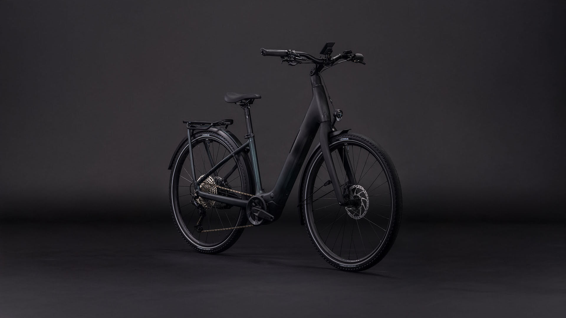 Cube Kathmandu Hybrid C:62 SLX 400X liquidblack´n´bluedust UN3556 Fahrzeug mit Antrieb durch Lithium-Ionen- Batterien. Transport nach SV 388 und 666 ADR.