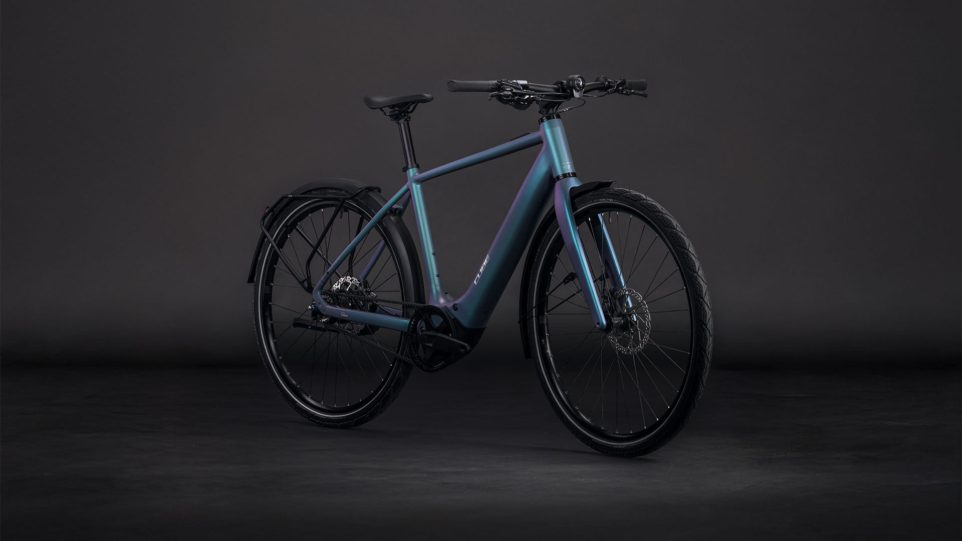 Cube Editor Hybrid SLT 400X FE smaragdgrey´n´prism UN3556 Fahrzeug mit Antrieb durch Lithium-Ionen- Batterien. Transport nach SV 388 und 666 ADR.