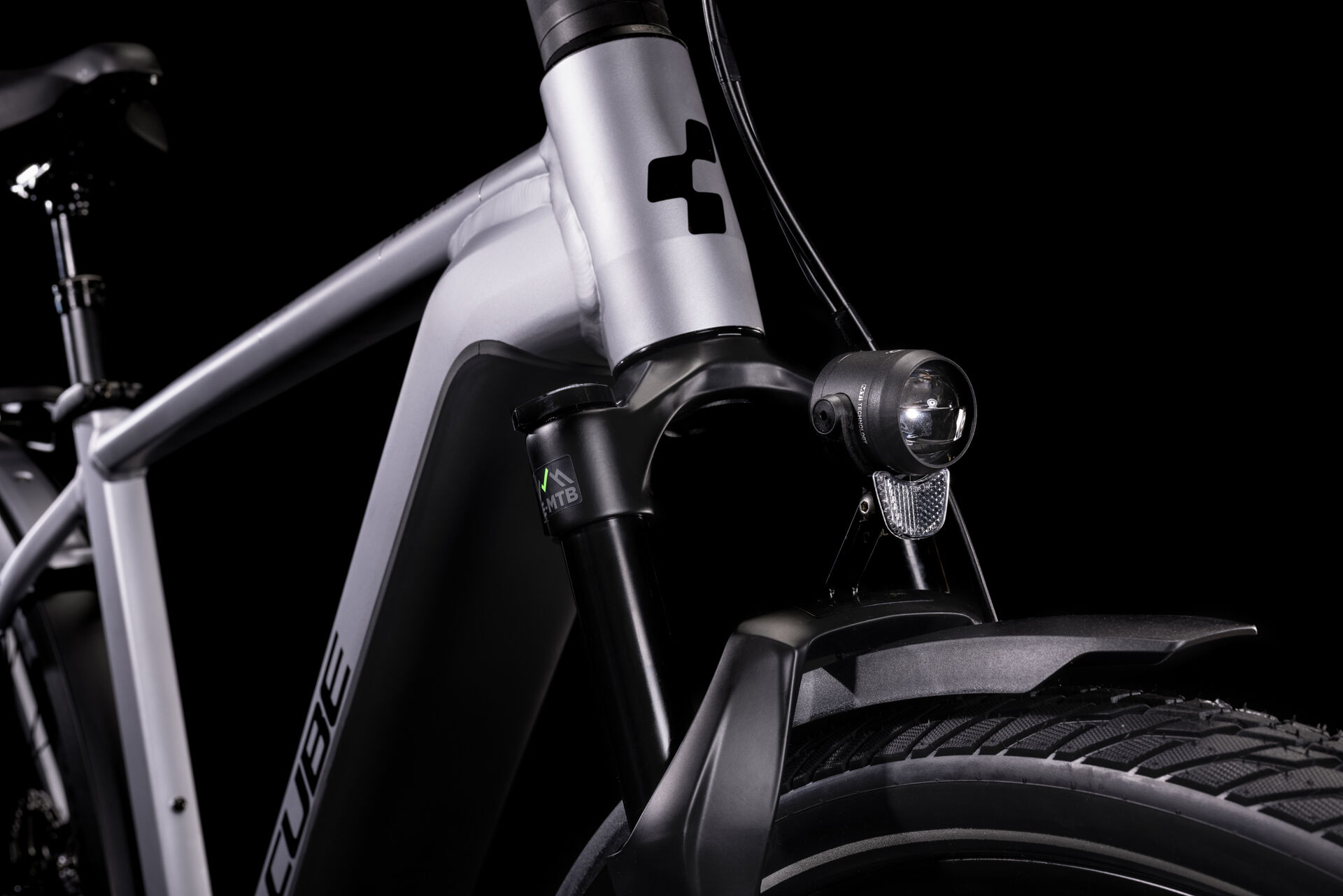 Cube Kathmandu Hybrid SL 750 polarsilver´n´black