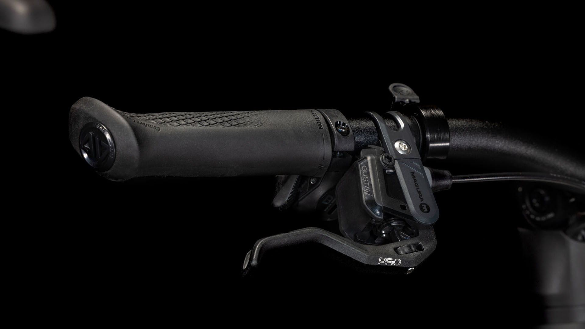 Cube Kathmandu Hybrid SLT 800 golddust´n´black Batteriebetriebenes Fahrzeug (UN 3171) unterliegt nicht den Vorschriften des ADR