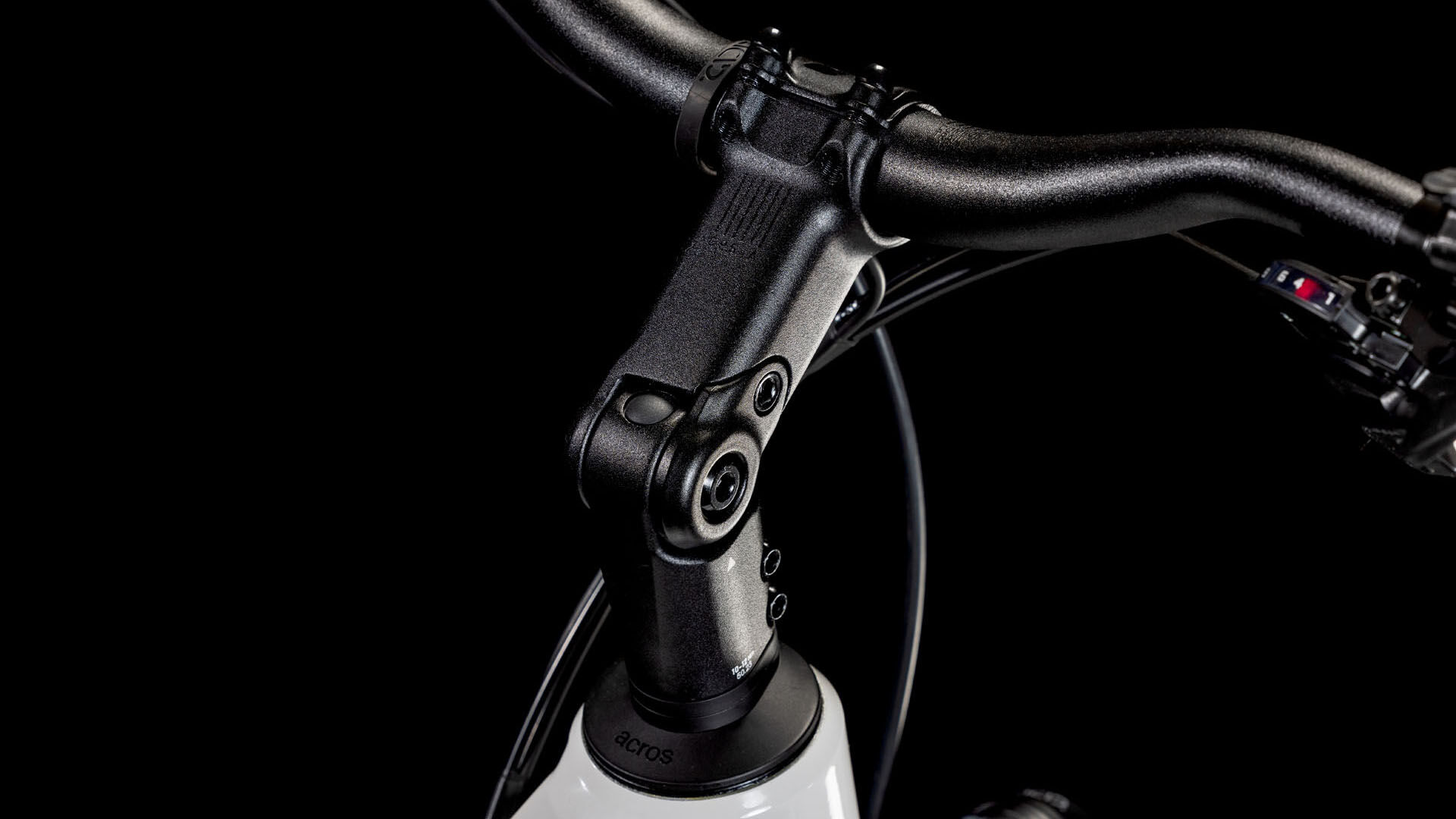 Cube Touring Hybrid ONE 625 cotton´n´grey Batteriebetriebenes Fahrzeug (UN 3171) unterliegt nicht den Vorschriften des ADR