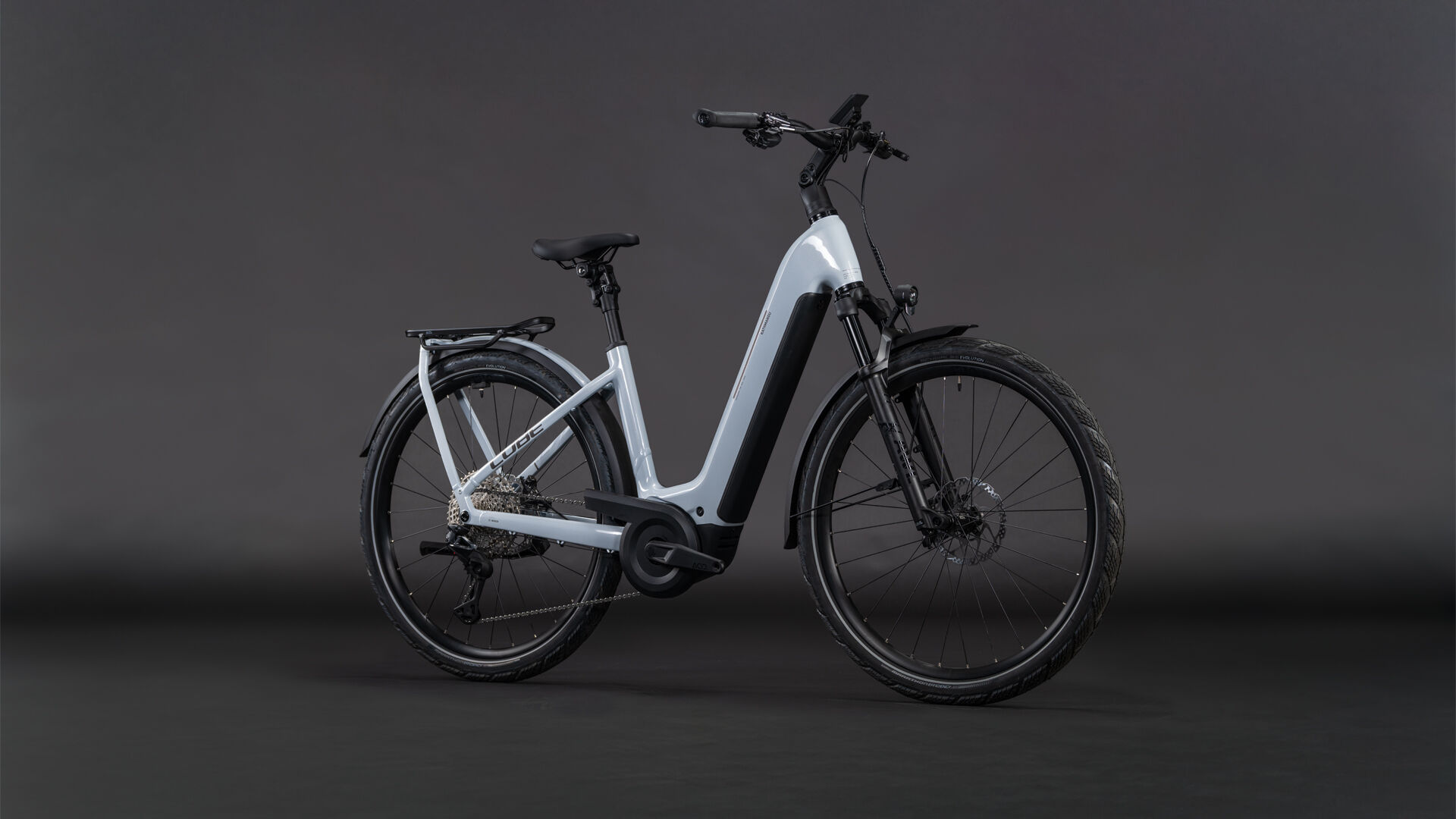 Cube Kathmandu Hybrid SLX 800 foggrey´n´grey UN3556 Fahrzeug mit Antrieb durch Lithium-Ionen- Batterien. Transport nach SV 388 und 666 ADR.