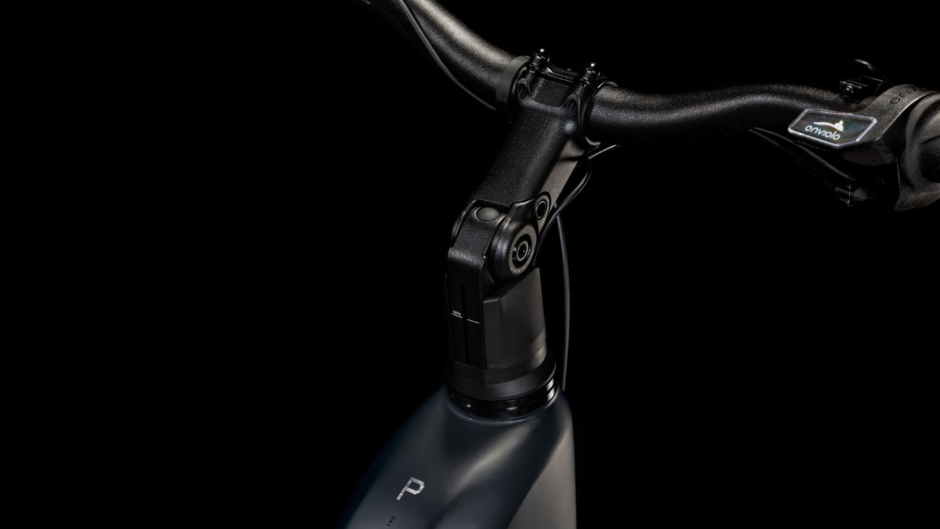 Cube Kathmandu Hybrid Comfort Pro 800 night´n´chrome Batteriebetriebenes Fahrzeug (UN 3171) unterliegt nicht den Vorschriften des ADR