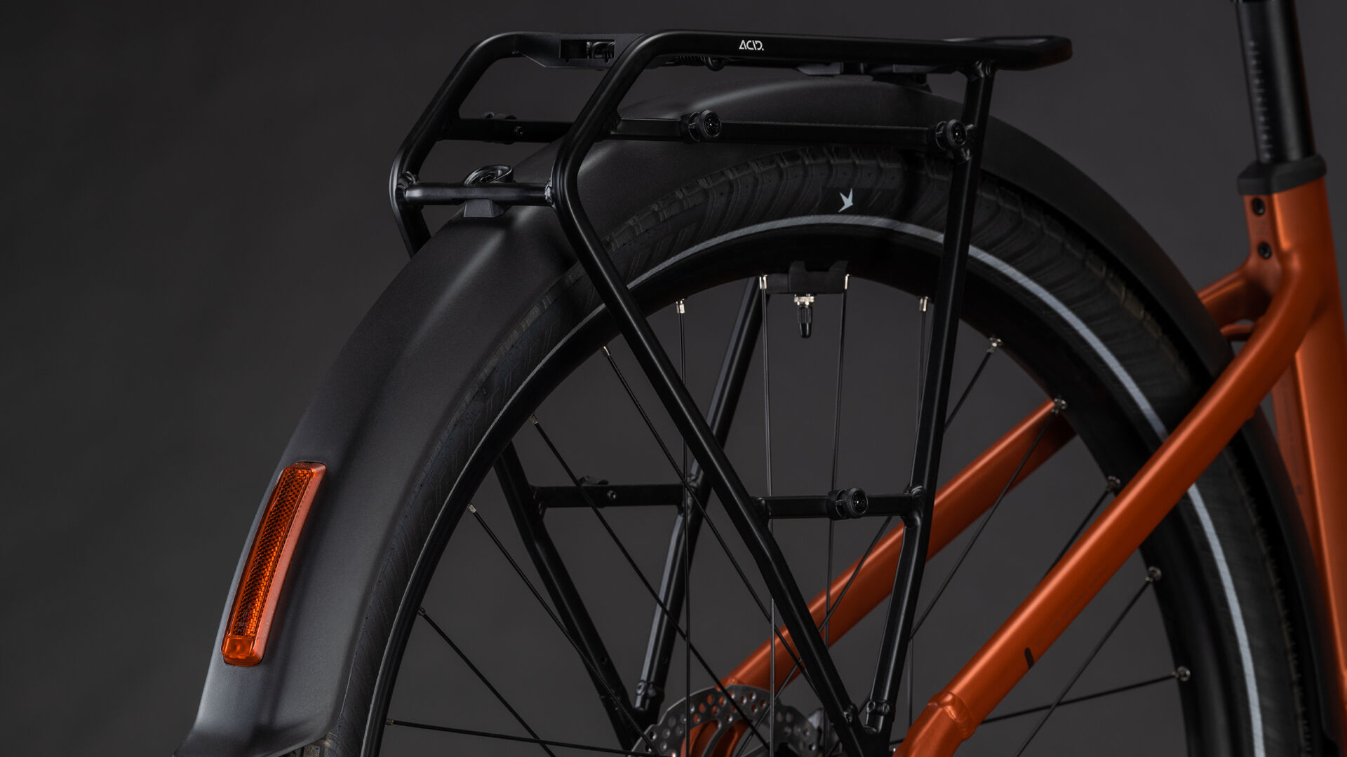 Cube Touring Hybrid Comfort SLX 800 chilli´n´chrome UN3556 Fahrzeug mit Antrieb durch Lithium-Ionen- Batterien. Transport nach SV 388 und 666 ADR.
