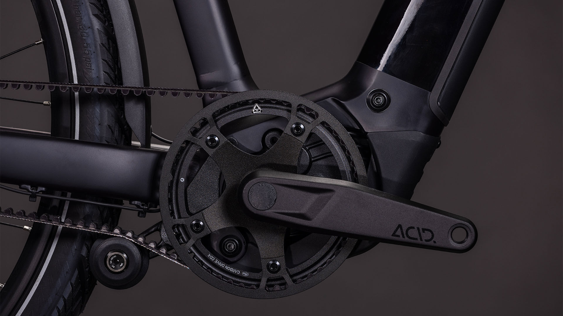 Cube Kathmandu Hybrid Comfort SLX 800 solareclipse´n´gold UN3556 Fahrzeug mit Antrieb durch Lithium-Ionen- Batterien. Transport nach SV 388 und 666 ADR.