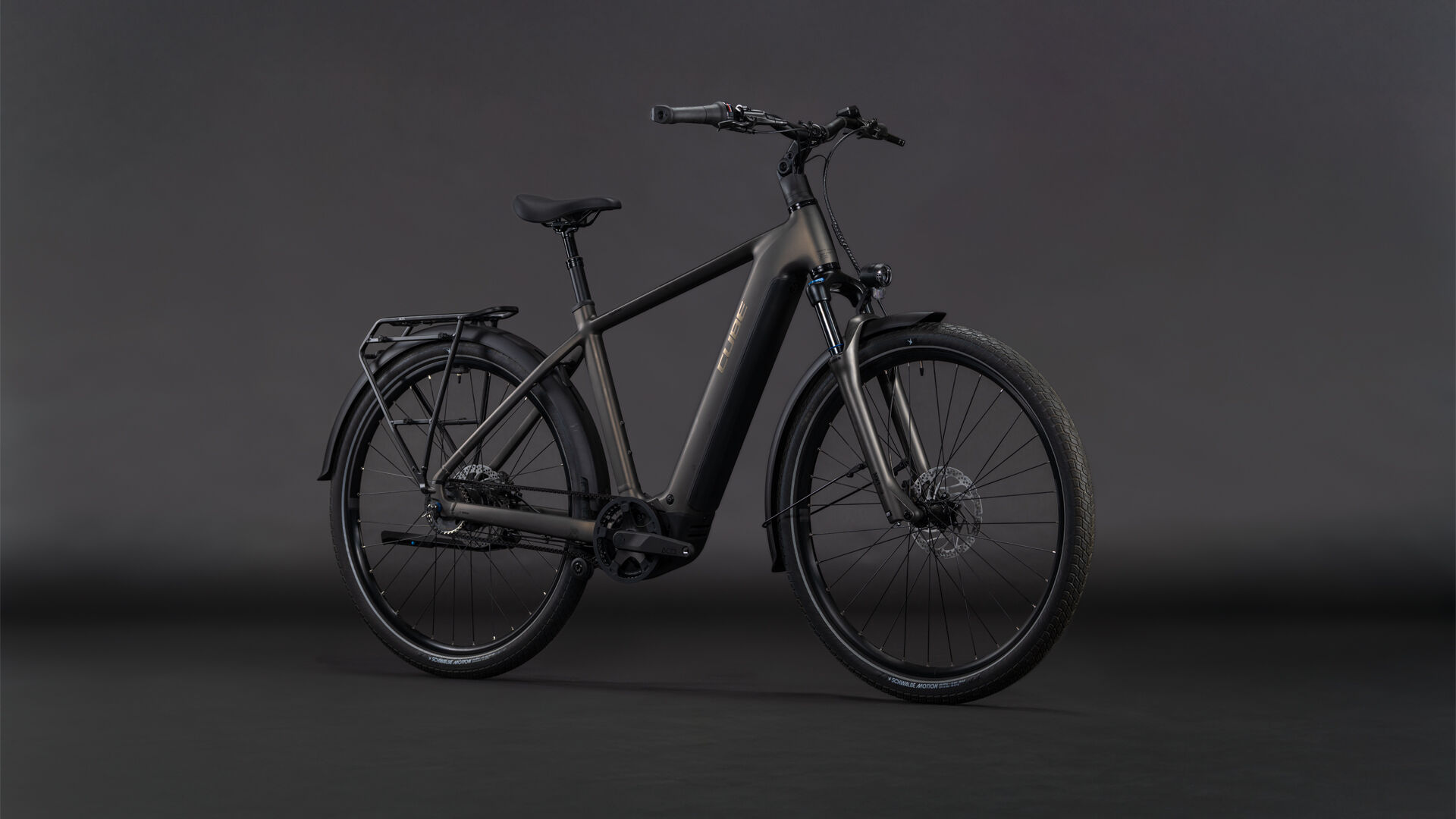 Cube Touring Hybrid Comfort SLX 800 charcoal´n´chrome UN3556 Fahrzeug mit Antrieb durch Lithium-Ionen- Batterien. Transport nach SV 388 und 666 ADR.