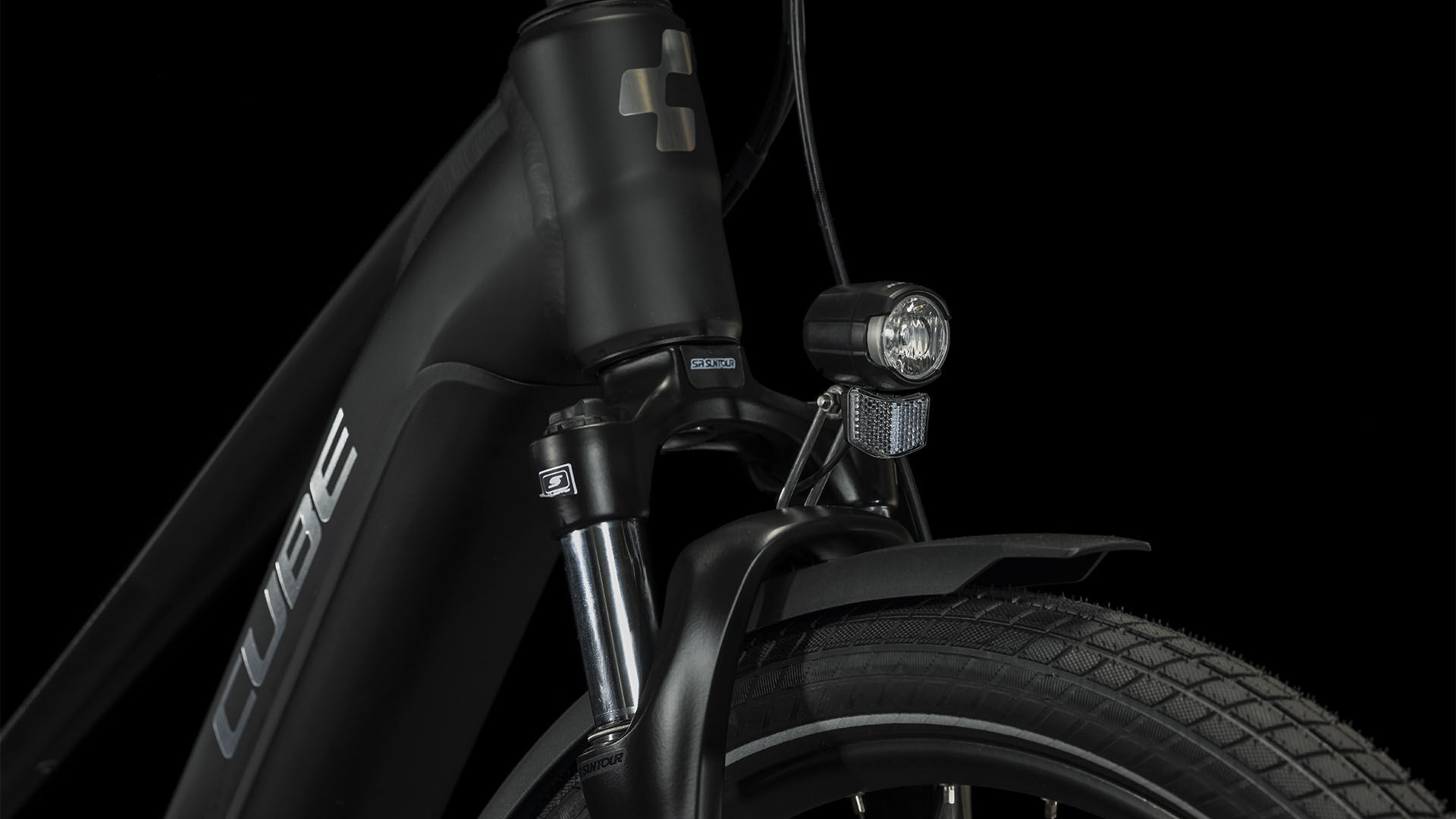 Cube Touring Hybrid Pro 625 black´n´metal