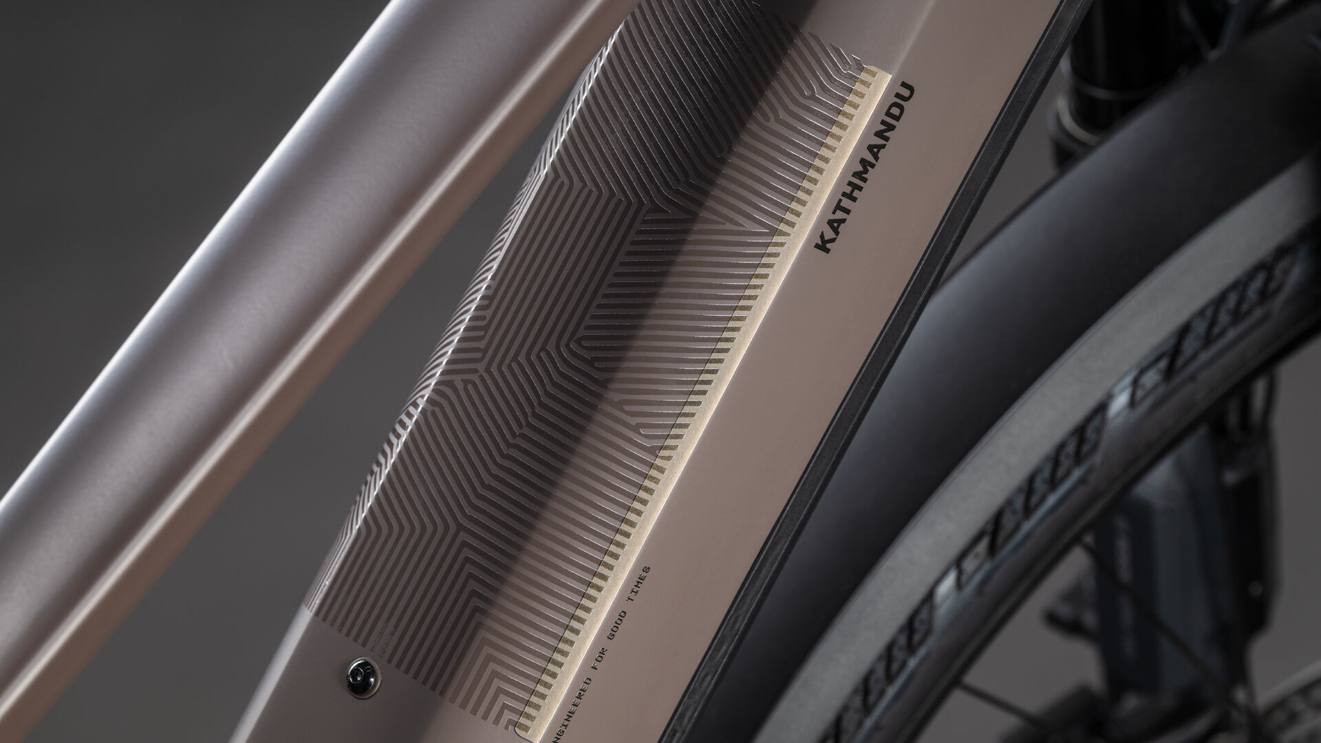 Cube Kathmandu Hybrid EXC 800 cedar´n´chrome UN3556 Fahrzeug mit Antrieb durch Lithium-Ionen- Batterien. Transport nach SV 388 und 666 ADR.