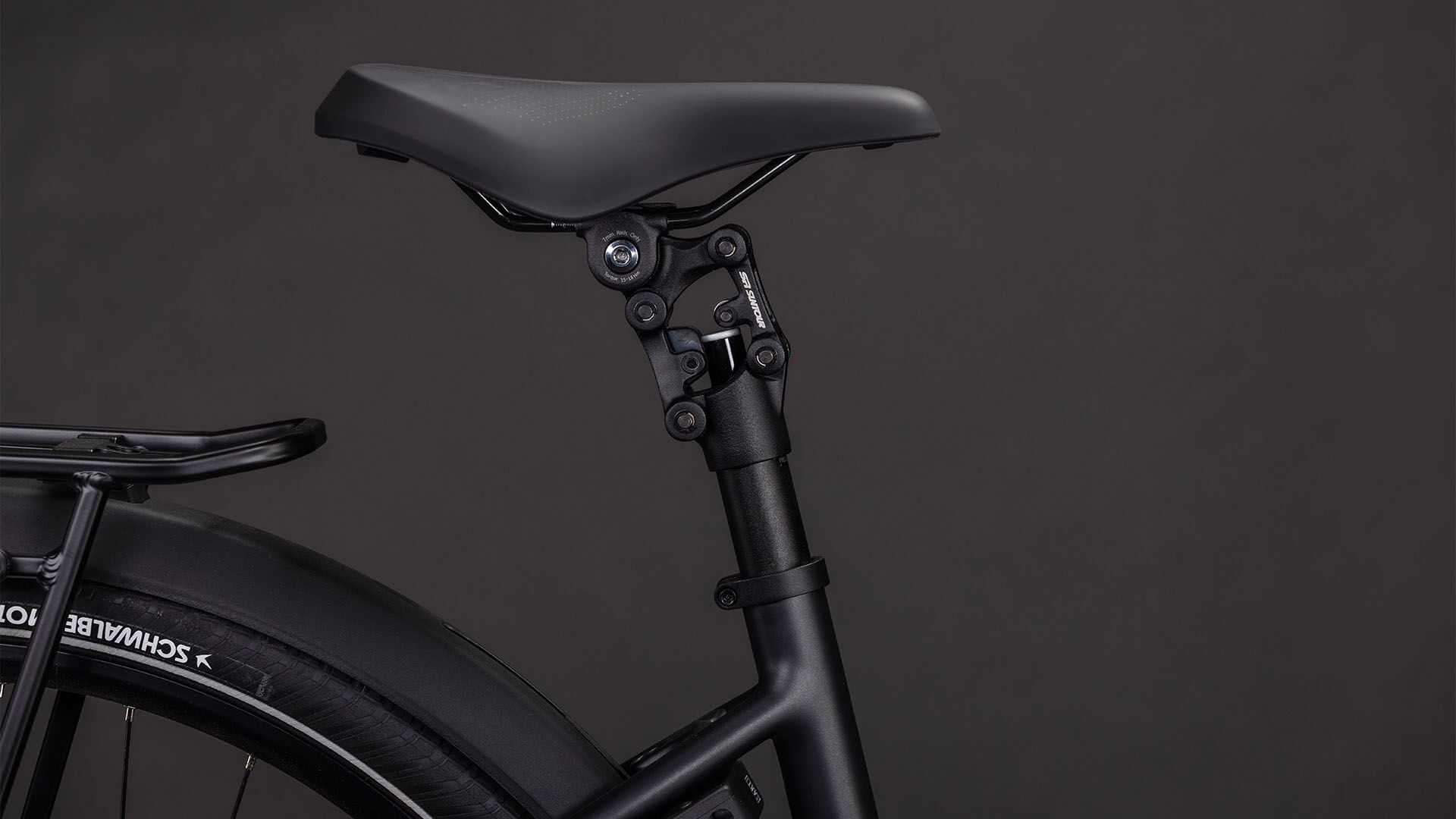Cube Supreme Hybrid Comfort Pro 600 grey´n´chrome UN3556 Fahrzeug mit Antrieb durch Lithium-Ionen- Batterien. Transport nach SV 388 und 666 ADR.