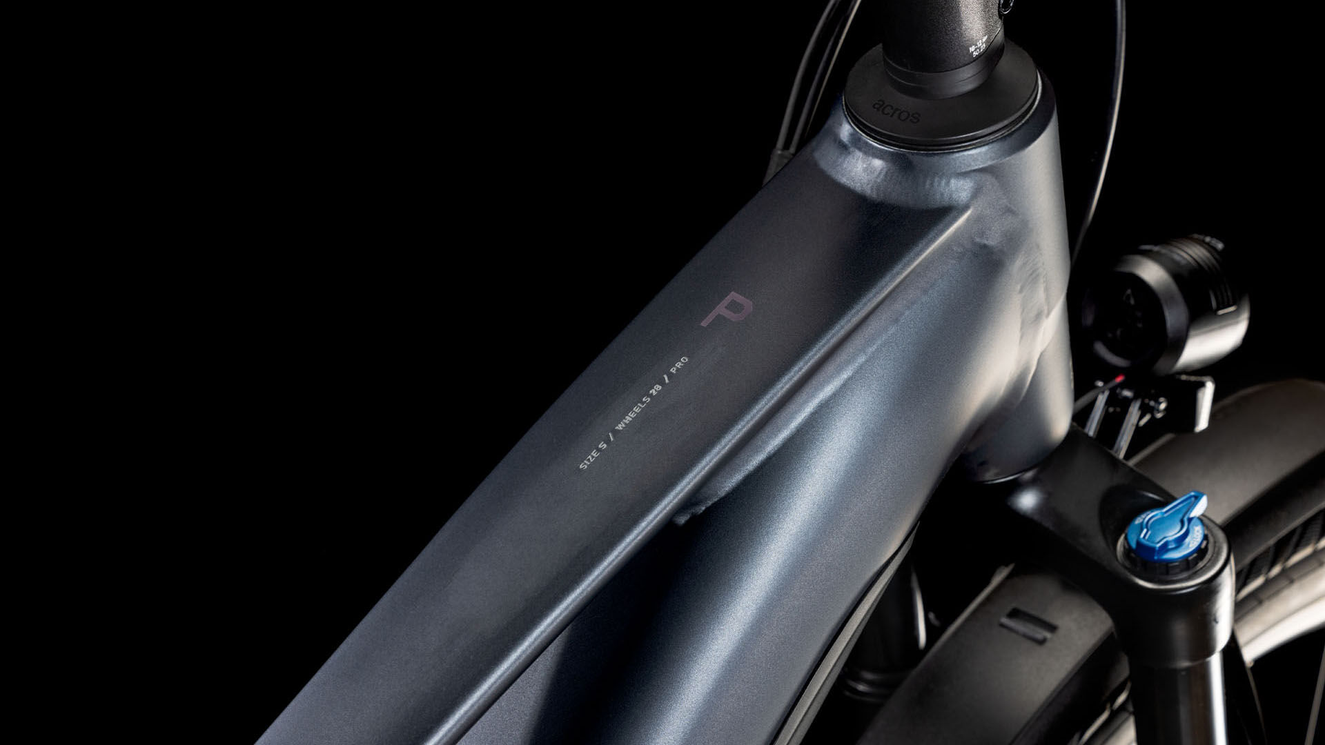 Cube Touring Hybrid Pro 625 metallicgrey´n´chrome Batteriebetriebenes Fahrzeug (UN 3171) unterliegt nicht den Vorschriften des ADR