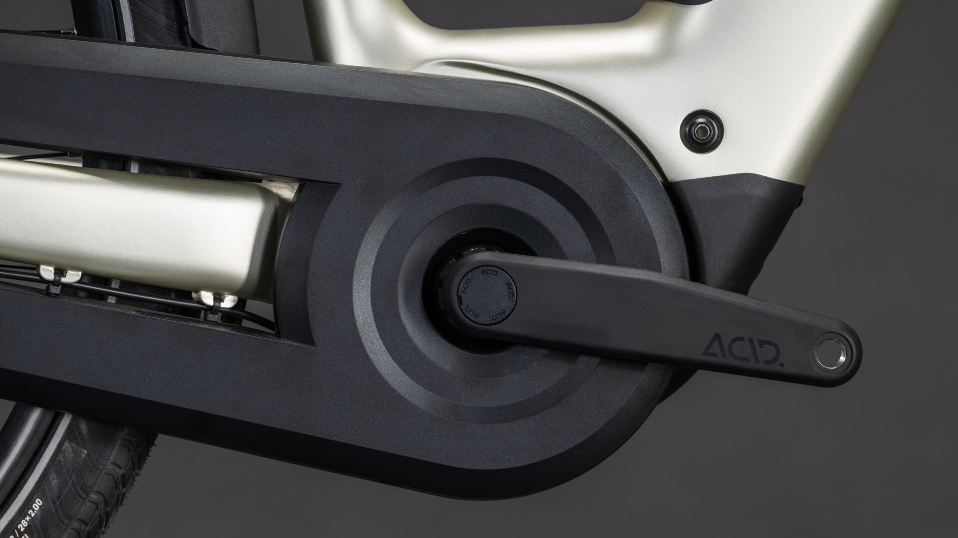 Cube Supreme RT Hybrid Comfort EXC 600 champagne´n´grey UN3556 Fahrzeug mit Antrieb durch Lithium-Ionen- Batterien. Transport nach SV 388 und 666 ADR.