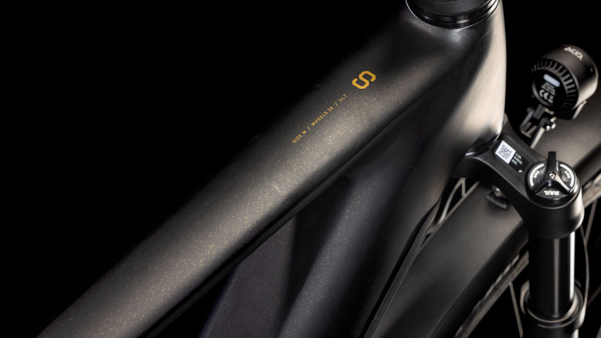 Cube Kathmandu Hybrid SLT 800 golddust´n´black Batteriebetriebenes Fahrzeug (UN 3171) unterliegt nicht den Vorschriften des ADR